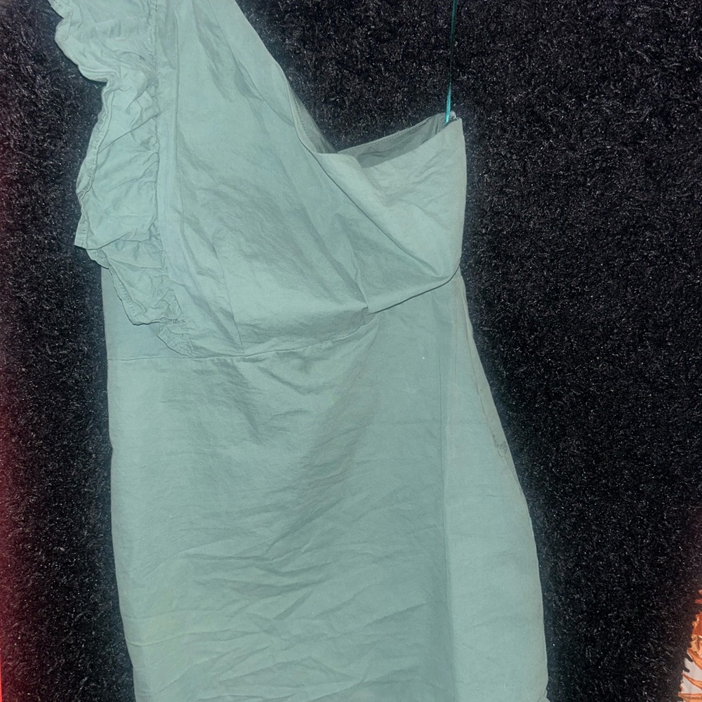 Chic One-Shoulder Dress in Soft Green